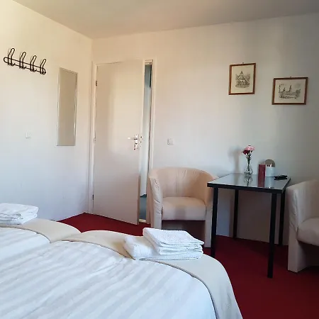 Broodhuis Bed and Breakfast 3*