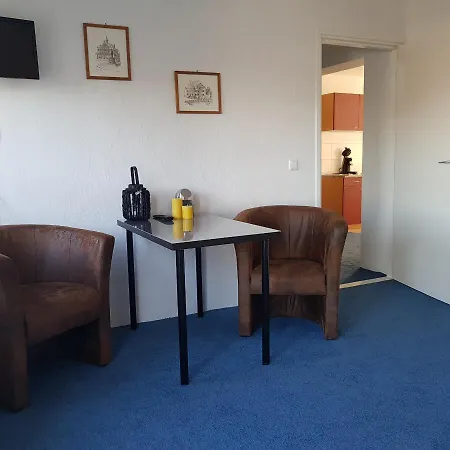 Broodhuis 3*